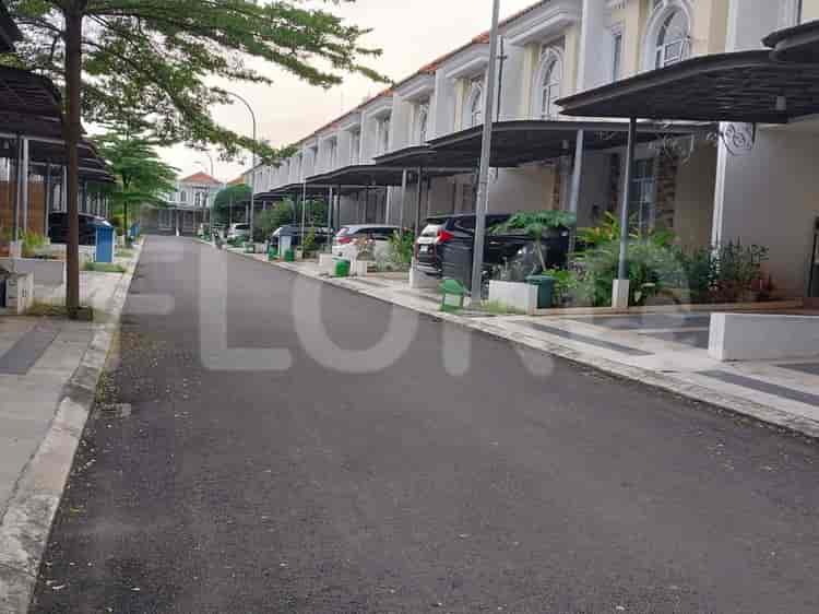 Dijual Tanah Luas 102 m2 di Jl. Garden City Boulevard, Cakung - TNSc98 2