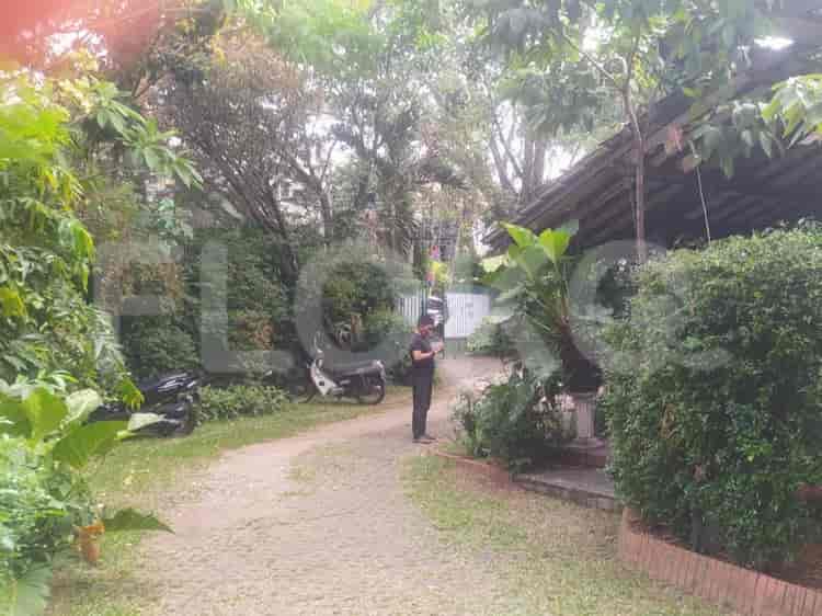 1000 sqm, Land for Sale in Jl. Tarumanegara, Ciputat - TNS9b3 2