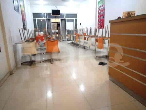 350 sqm, shophouse for rent in Pekayon, Bekasi Selatan - RKRd59 2