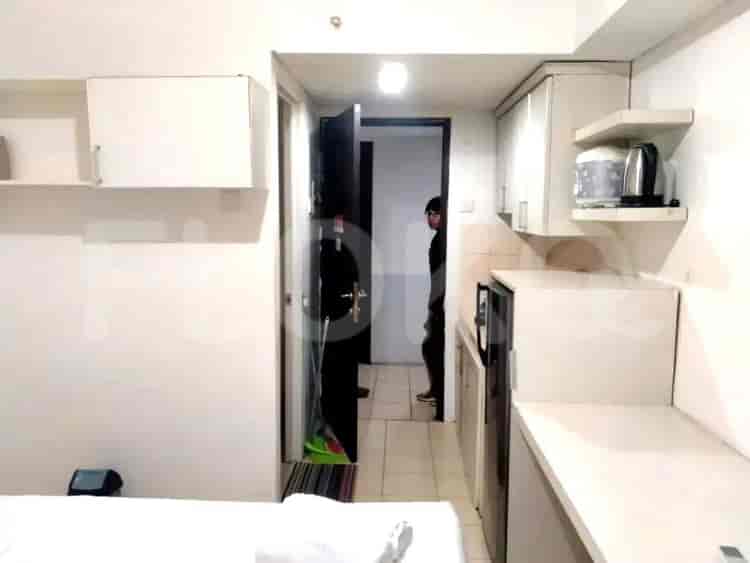 Furnished 1BR Apartment for Sale - APAafd36, High Floor, Serpong Greenview 4