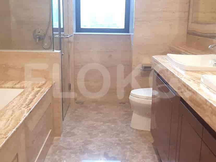 Dijual Apartemen 4 BR, Lantai Menengah, Luas 249 m2 di Apartemen District 8: Flokq 11