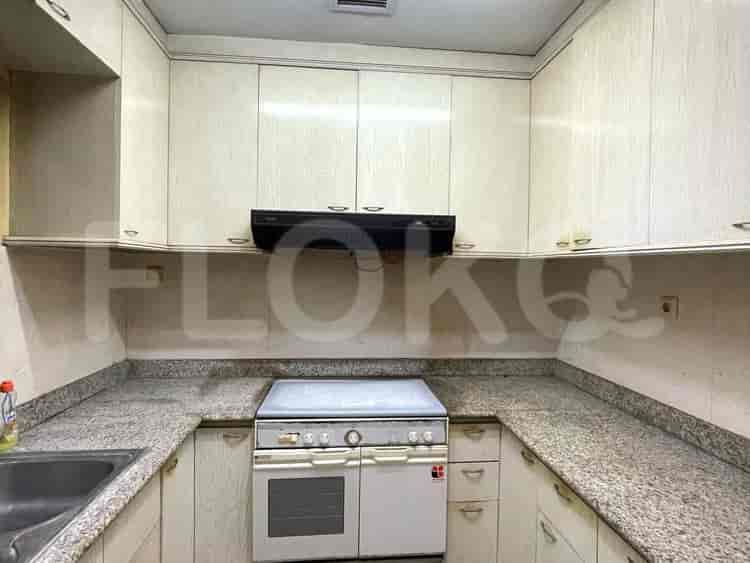Tipe 3 Kamar Tidur di Lantai Menengah untuk disewakan di Emerald Residence Apartemen - fbi955 2