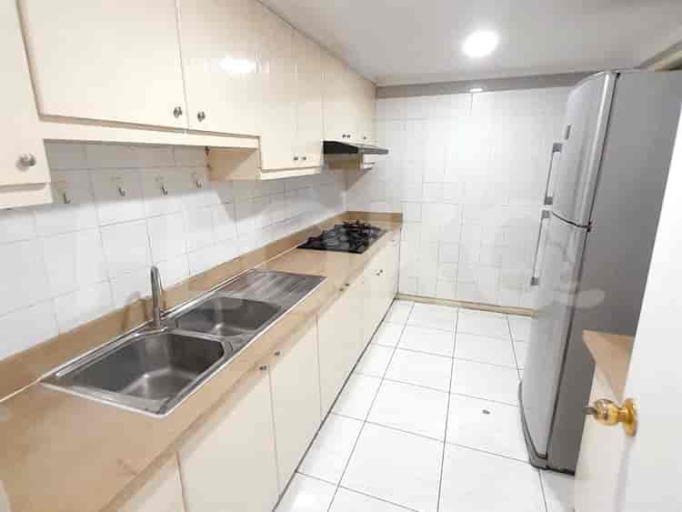 Tipe 3 Kamar Tidur di Lantai Menengah untuk disewakan di Taman Anggrek Residence - fta238 4