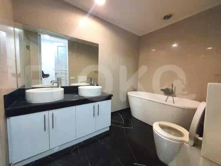 3 Bedroom on Middle Floor for Rent in Essence Darmawangsa Apartment - fcia12 5