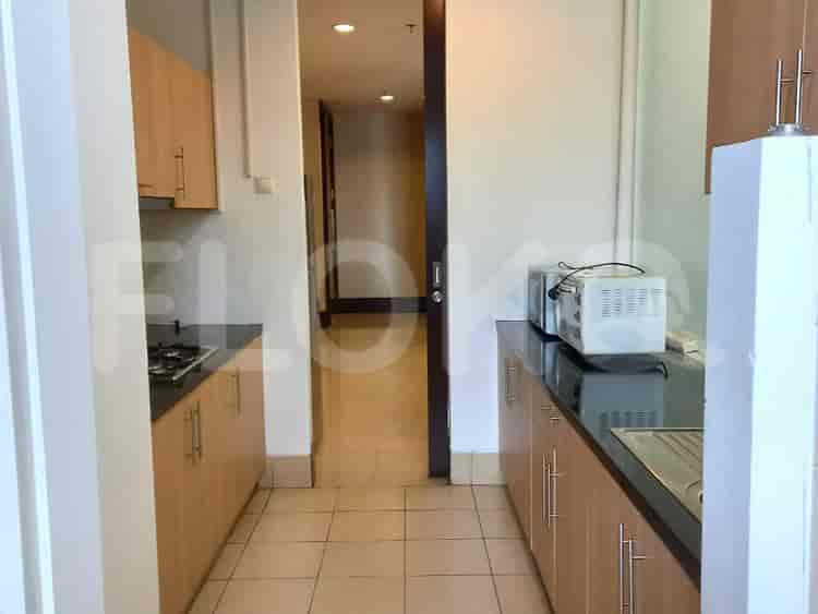 Tipe 2 Kamar Tidur di Lantai Menengah untuk disewakan di Pearl Garden Apartemen - fga492 4
