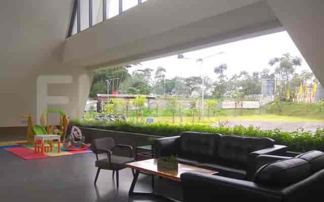 Sewa Apartemen Royal Heights Apartment