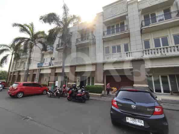 Dijual Ruko Luas 224 m2 di Grand Taruma, Karawang 1