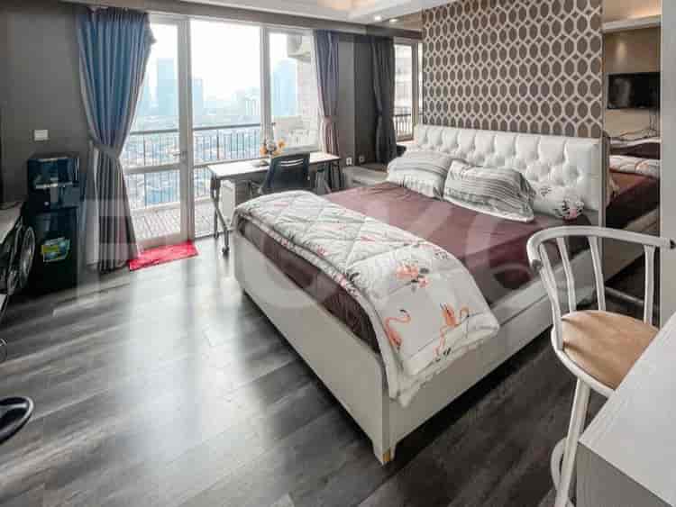 Tipe 1 Kamar Tidur di Lantai Tinggi untuk disewakan di Ambassade Residence - fku264 1