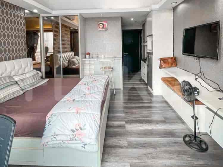 Tipe 1 Kamar Tidur di Lantai Tinggi untuk disewakan di Ambassade Residence - fku264 2