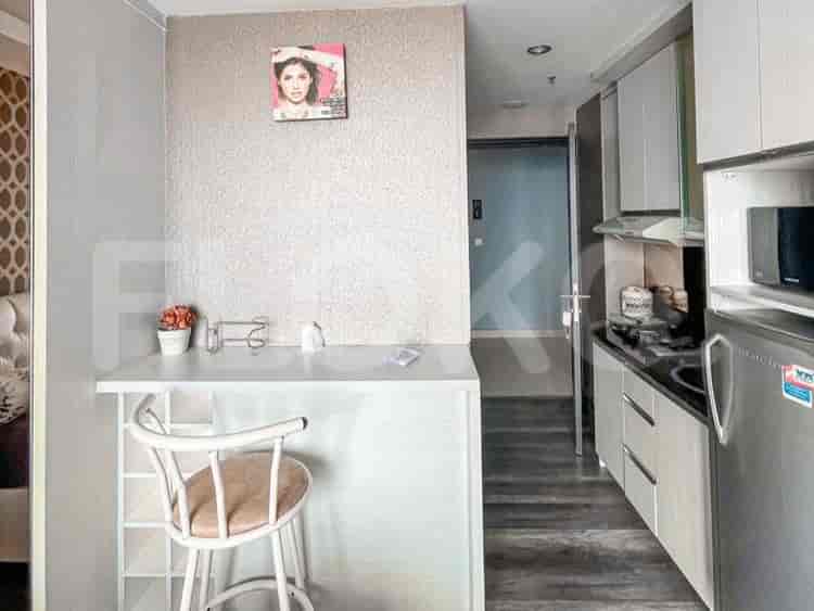 Tipe 1 Kamar Tidur di Lantai Tinggi untuk disewakan di Ambassade Residence - fku264 4