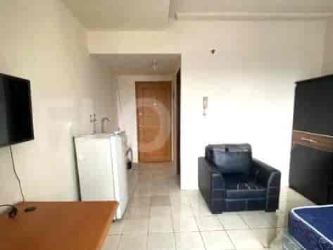 1 Bedroom on Middle Floor for Rent in Daan Mogot City Apartment - fda332 4