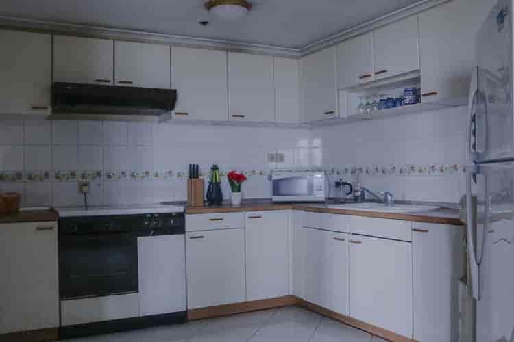 3 Bedroom on Low Floor for Rent in Aryaduta Suites Semanggi - fsuddc 8