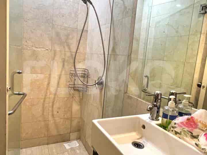 2 Bedroom on Low Floor for Rent in Bellagio Residence - fku4c4 15