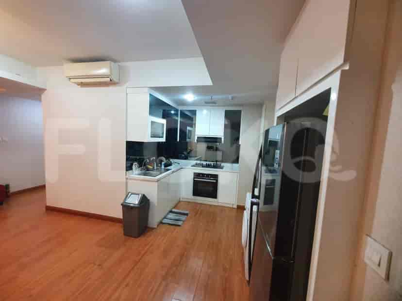 Dapur yang lengkap dengan peralatan modern.