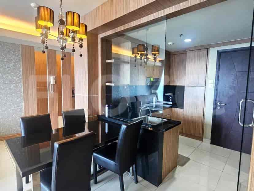 Kitchen with a dining area.