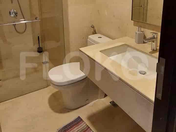 2 Bedroom on Middle Floor for Rent in Ciputra World 2 Apartment - fku356 7