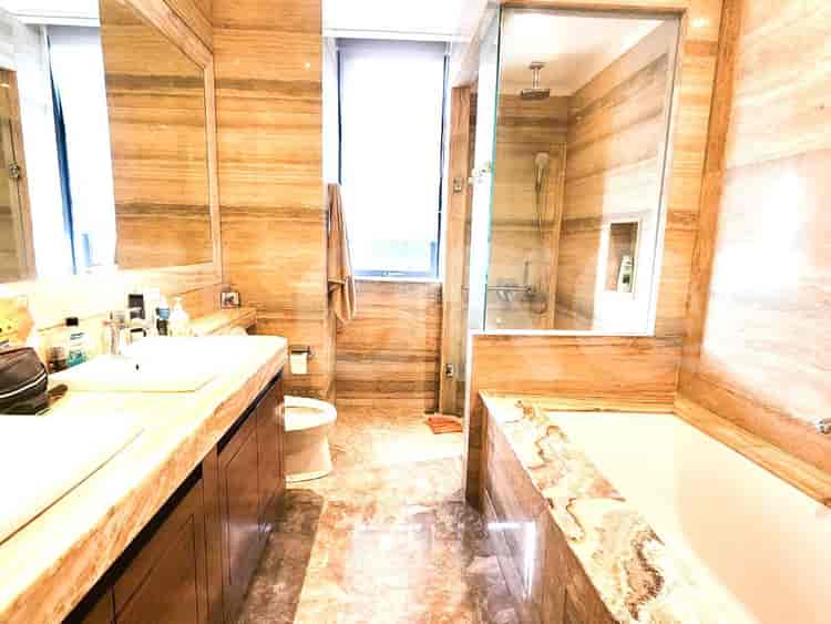 3 Bedroom on Middle Floor for Rent in District 8 - fse030 9