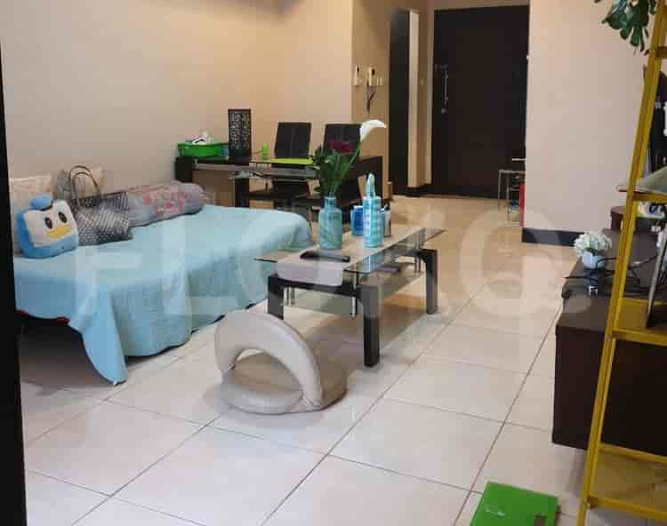 Tipe 2 Kamar Tidur di Lantai Rendah untuk disewakan di Essence Darmawangsa Apartemen - fci36f 3