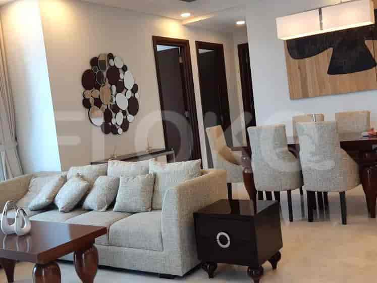 Tipe 3 Kamar Tidur di Lantai Menengah untuk disewakan di Essence Darmawangsa Apartemen - fci236 1