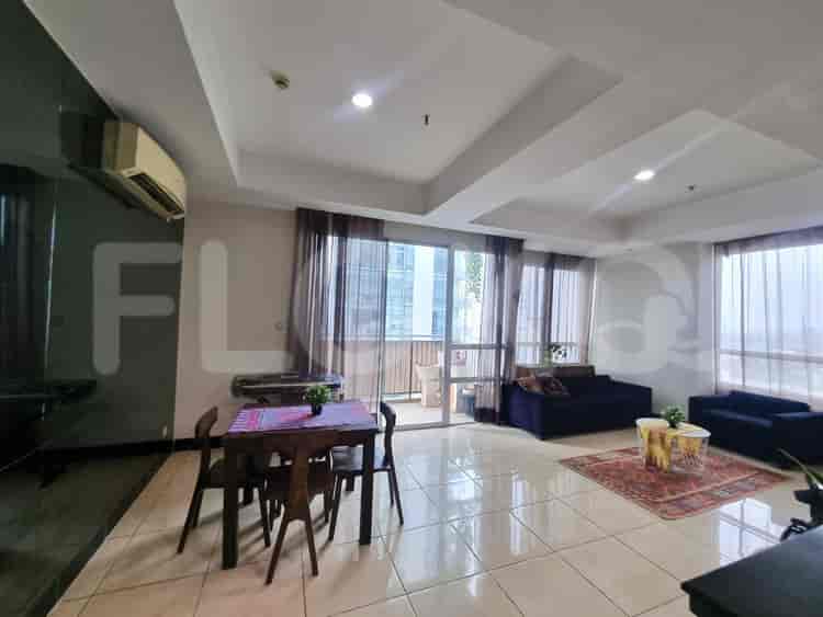 Tipe 3 Kamar Tidur di Lantai Menengah untuk disewakan di Essence Darmawangsa Apartemen - fci6ae 2