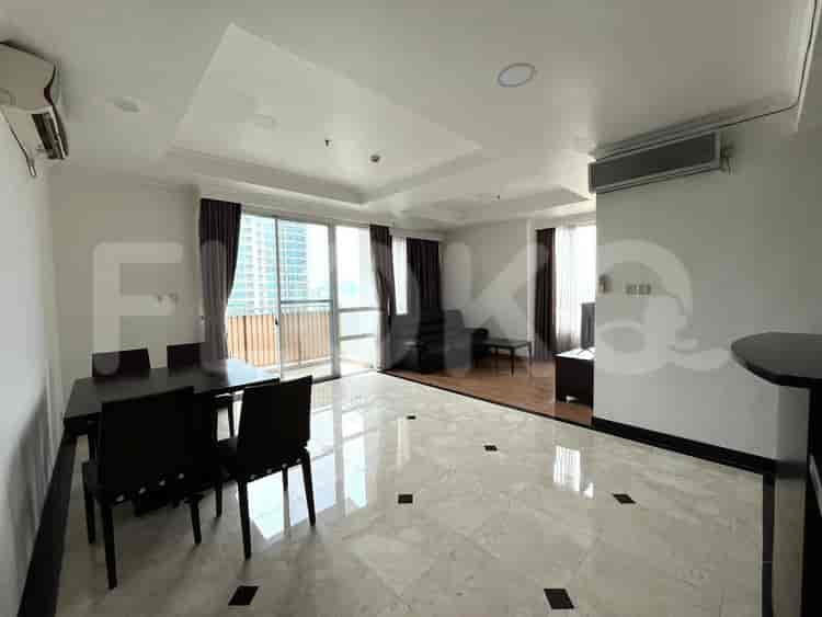 Tipe 3 Kamar Tidur di Lantai Menengah untuk disewakan di Essence Darmawangsa Apartemen - fci1bb 1
