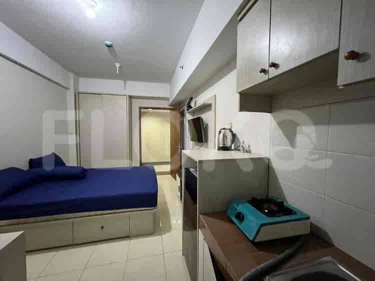 1 Bedroom on Middle Floor for Rent in Green Lake View Apartment - fci30d 2