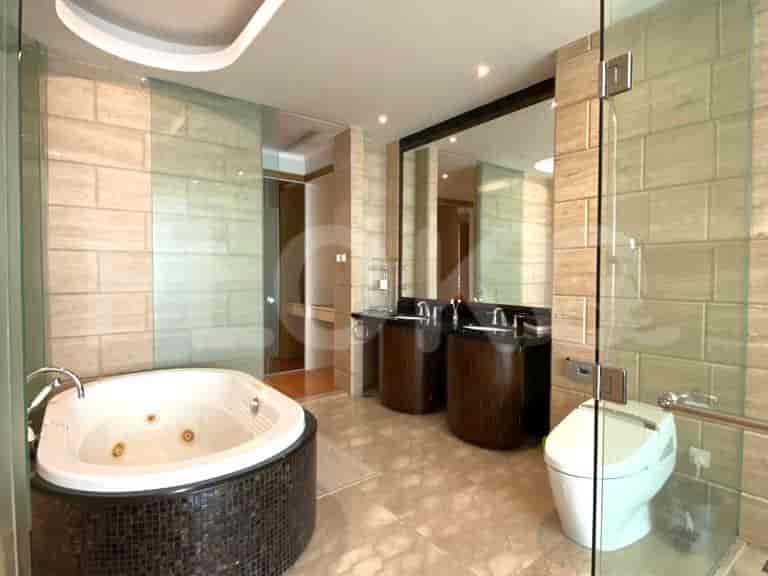 Luxury bathroom with a bathtub and double vanity.