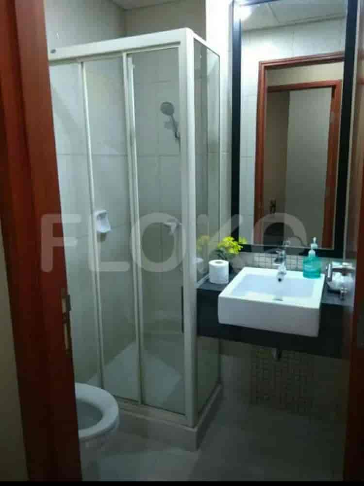 Tipe 2 Kamar Tidur di Lantai Menengah untuk disewakan di Kuningan Place Apartemen - fku258 5