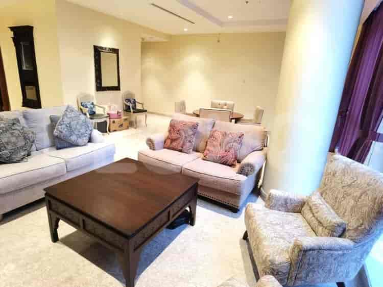 3 Bedroom on High Floor for Rent in Oakwood Premier Cozmo Apartment - fku5a0 2