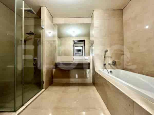 2 Bedroom on Middle Floor for Rent in Pakubuwono House - fgaa7e 6