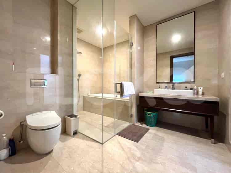 2 Bedroom on Low Floor for Rent in Pakubuwono Spring Apartment - fgac10 3