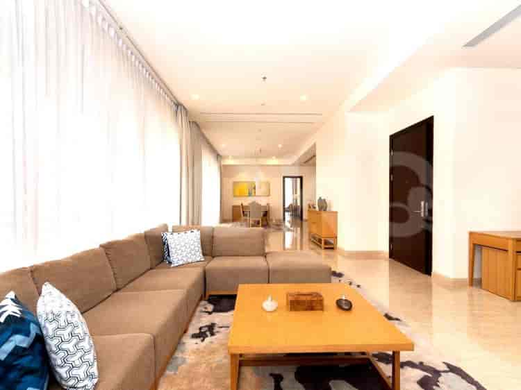 4 Bedroom on High Floor for Rent in Pakubuwono Spring Apartment - fgaba5 1