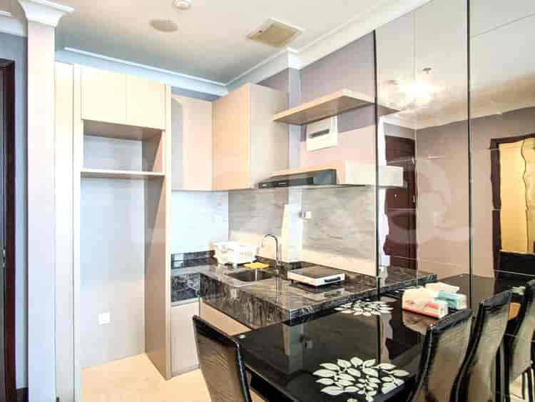 Tipe 1 Kamar Tidur di Lantai Tinggi untuk disewakan di Permata Hijau Suites Apartemen - fpe422 6