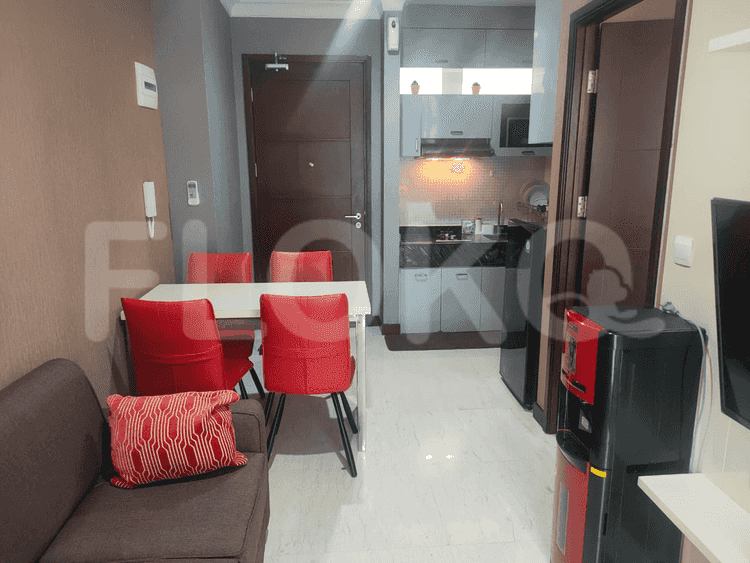 Tipe 1 Kamar Tidur di Lantai Rendah untuk disewakan di Permata Hijau Suites Apartemen - fpe476 1