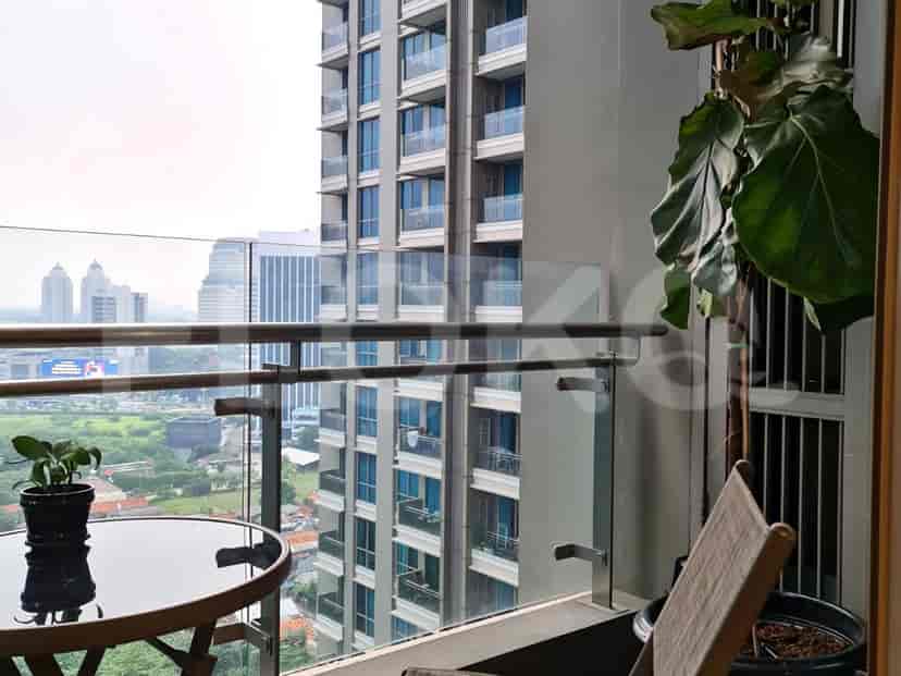 Balcony with a plant.