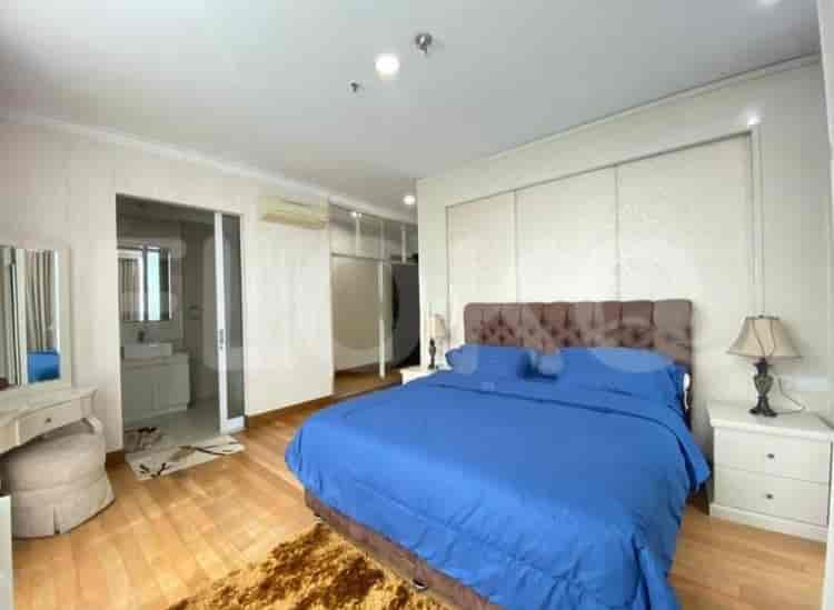 2 Bedroom on Middle Floor for Rent in Residence 8 Senopati - fse80e 4