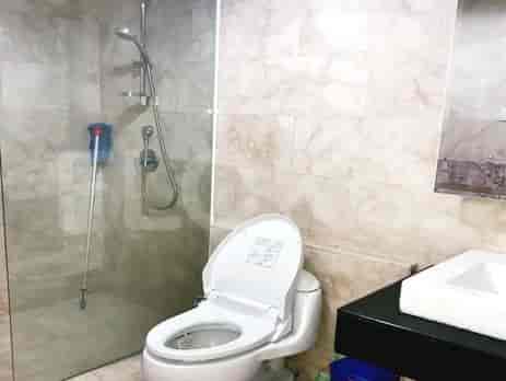 2 Bedroom on Middle Floor for Rent in Royale Springhill Residence - fke64c 6