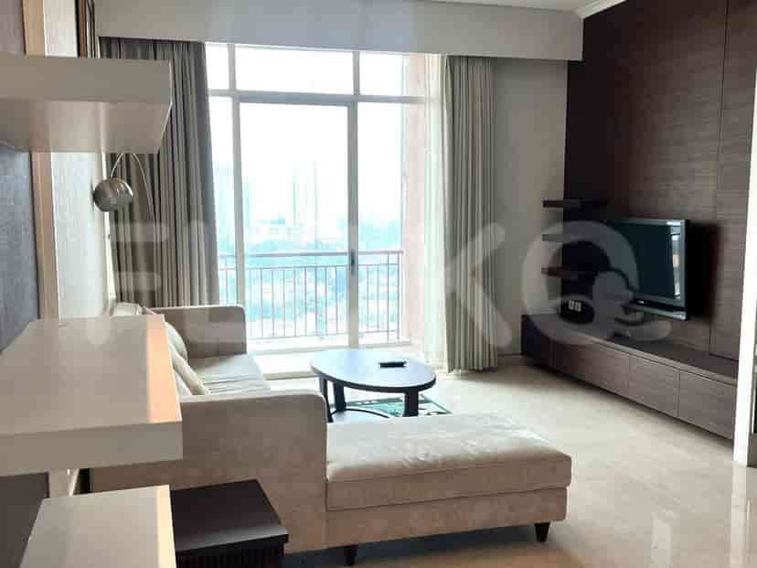 Another view of the living room with a view of city.