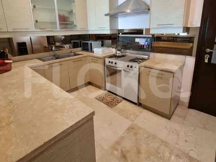 Tipe 3 Kamar Tidur di Lantai Tinggi untuk disewakan di Senayan Residence - fse5bd 6