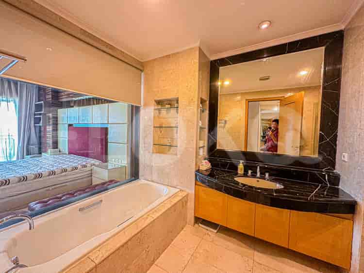 Tipe 3 Kamar Tidur di Lantai Tinggi untuk disewakan di Senayan Residence - fsebee 7