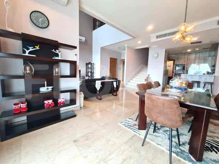 Tipe 4 Kamar Tidur di Lantai Tinggi untuk disewakan di Senayan Residence - fse30f 3