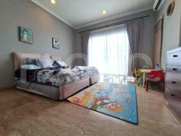 Tipe 4 Kamar Tidur di Lantai Tinggi untuk disewakan di Senayan Residence - fse330 2