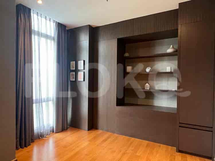 2 Bedroom on Middle Floor for Rent in Senopati Suites - fsef0d 4