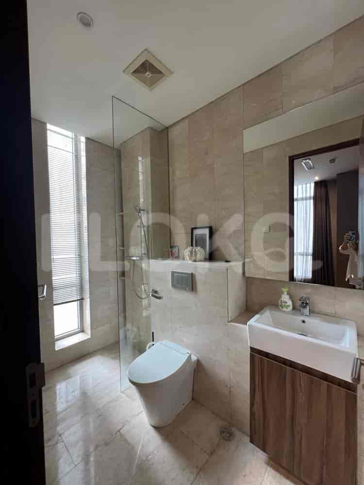 2 Bedroom on Middle Floor for Rent in Senopati Suites - fsef0d 6