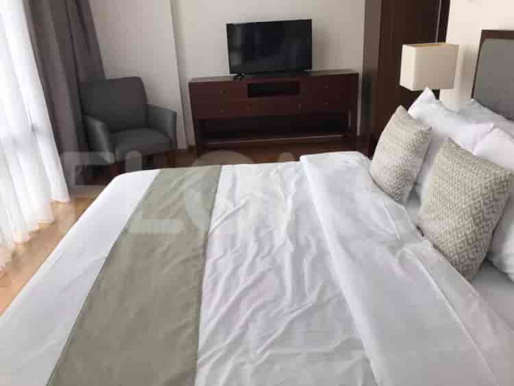 2 Bedroom on Middle Floor for Rent in Senopati Suites - fseb04 5