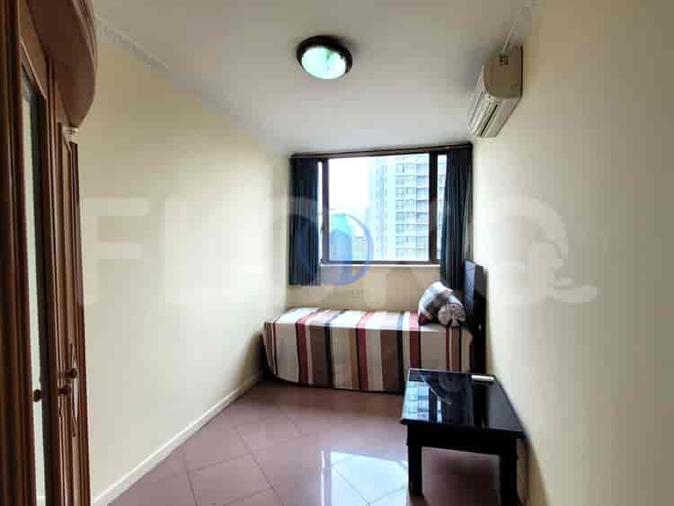 Tipe 2 Kamar Tidur di Lantai Rendah untuk disewakan di Taman Rasuna Apartemen - fkuc8c 4