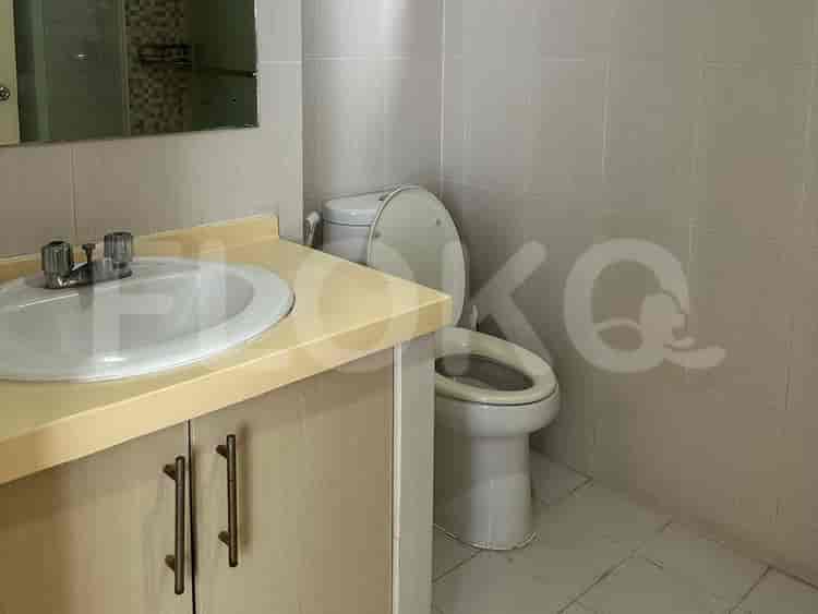 Tipe 2 Kamar Tidur di Lantai Rendah untuk disewakan di Taman Rasuna Apartemen - fkuee1 7