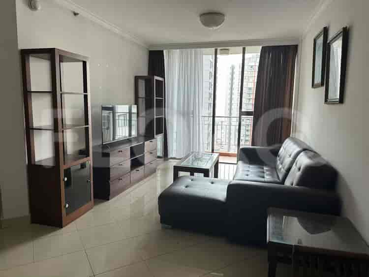 Tipe 2 Kamar Tidur di Lantai Rendah untuk disewakan di Taman Rasuna Apartemen - fku245 1