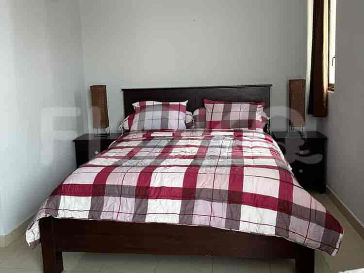 Tipe 2 Kamar Tidur di Lantai Rendah untuk disewakan di Taman Rasuna Apartemen - fku245 3