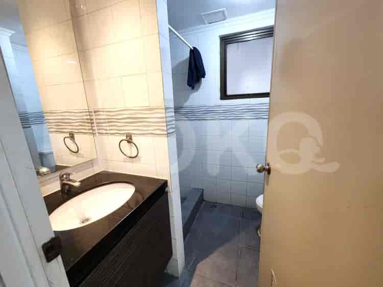 Tipe 3 Kamar Tidur di Lantai Rendah untuk disewakan di Taman Rasuna Apartemen - fku0a2 9